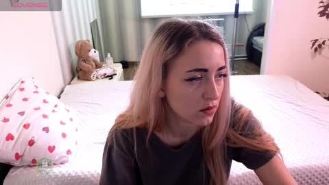 Snapshot of space_danger chatting on March 25, 2026, 9:59 am space danger online show from March 25, 2026, 9:59 am