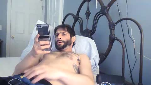 Snapshot of spacecase843 chatting on February 24, 2025, 5:11 am TrndSettrz online show from February 24, 2025, 5:11 am