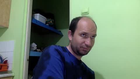 Snaiky online show from April 17, 2026, 8:34 pm