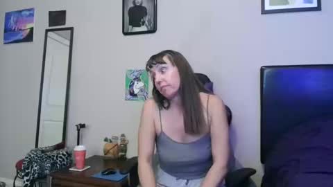Snapshot of sparkle_pinuppp chatting on October 20, 2025, 7:20 am Tip 1 token  Follow me on instagram  Sparkle pinuppp online show from October 20, 2025, 7:20 am