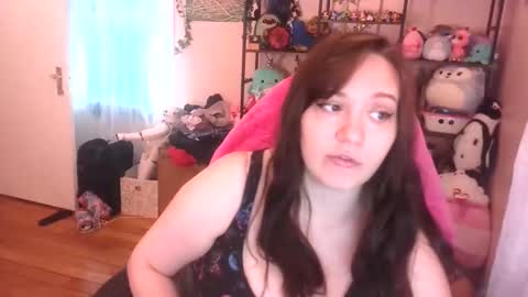 spawnofademon online show from May 19, 2026, 5:52 pm