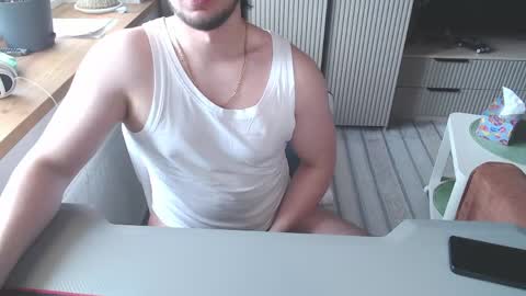 Snapshot of spb78 chatting on May 1, 2026, 5:56 am Art online show from May 1, 2026, 5:56 am