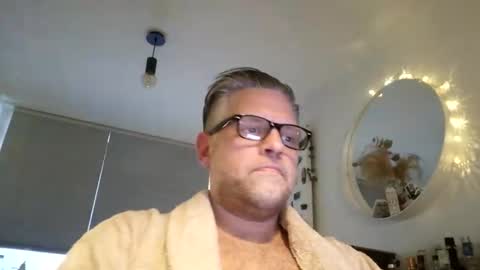 DutchDude online show from December 26, 2024, 10:05 am