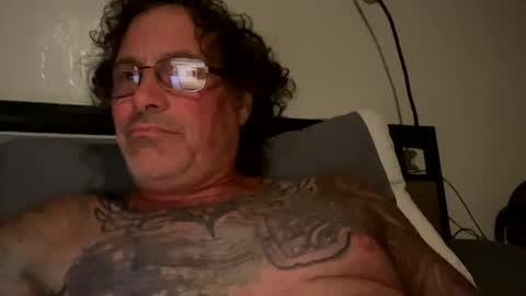 specter1972 online show from November 13, 2025, 3:05 am