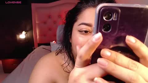 Renata Roman online show from February 10, 2025, 8:21 pm