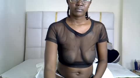 blackqueen online show from June 14, 2026, 6:59 am