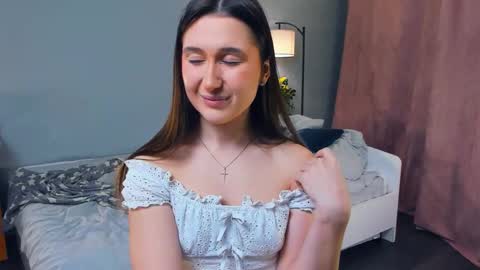 Elva online show from December 13, 2025, 7:53 pm