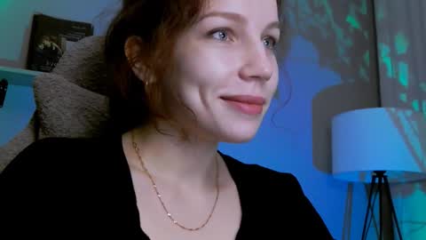 spicy___caramel online show from February 7, 2026, 4:11 pm