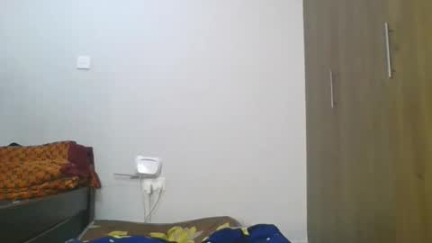 Snapshot of spicybobolishia_ chatting on May 18, 2026, 4:29 am Bobo online show from May 18, 2026, 4:29 am