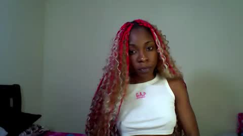 Snapshot of spicyshante chatting on October 15, 2025, 6:52 pm Shante online show from October 15, 2025, 6:52 pm