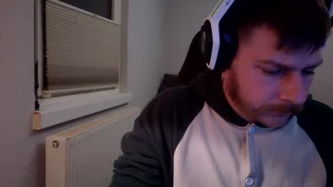 Snapshot of spikyandy chatting on February 19, 2026, 6:15 pm spikyandy online show from February 19, 2026, 6:15 pm