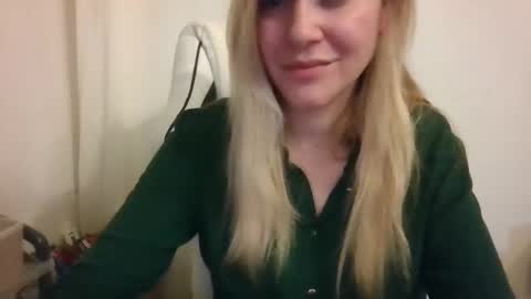 FREE ONLY FANSy online show from December 1, 2024, 9:15 pm