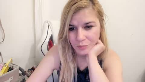 FREE ONLY FANSy online show from December 17, 2024, 7:59 pm