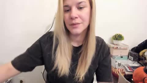 FREE ONLY FANSy online show from February 12, 2025, 5:48 pm