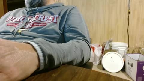 Snapshot of splash_w chatting on November 25, 2025, 12:27 pm Splash Man online show from November 25, 2025, 12:27 pm