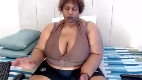 SplendidTalitha online show from April 14, 2026, 12:11 pm