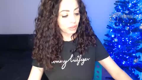 Snapshot of spoiled__doll chatting on December 20, 2024, 10:43 pm Doll online show from December 20, 2024, 10:43 pm