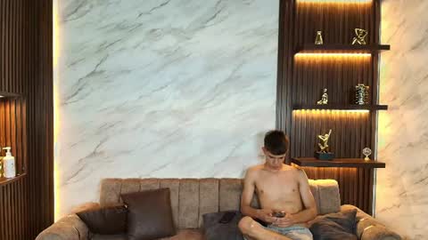 spoiledprincess_ online show from June 27, 2026, 12:33 pm