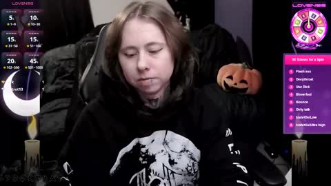 Shio online show from November 18, 2025, 8:57 pm