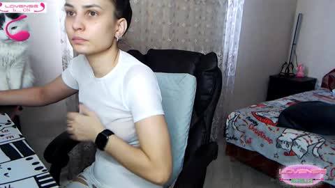 Snapshot of sports_woman5 chatting on February 3, 2026, 8:19 am Tips are the best compliment to a woman online show from February 3, 2026, 8:19 am