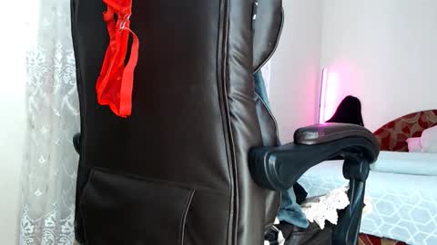 Snapshot of sports_woman5 chatting on February 14, 2026, 8:11 am Tips are the best compliment to a woman online show from February 14, 2026, 8:11 am