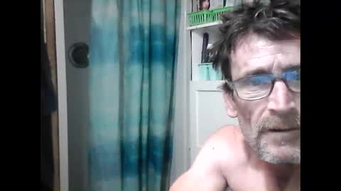 Snapshot of spraytecrick211 chatting on December 11, 2024, 11:30 am spraytecrick211 online show from December 11, 2024, 11:30 am