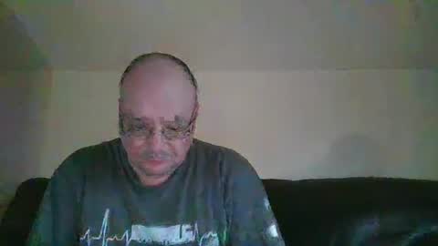 spritzer47 online show from March 5, 2025, 12:44 pm