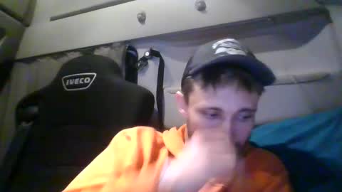 spyco82 online show from February 4, 2025, 5:01 pm