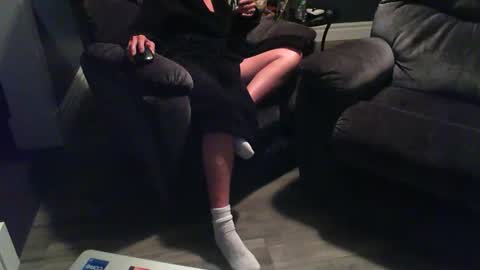 sqrtshow online show from April 21, 2026, 12:01 am