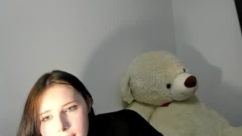 Snapshot of sqsonya chatting on June 15, 2026, 4:31 pm marunyashh online show from June 15, 2026, 4:31 pm
