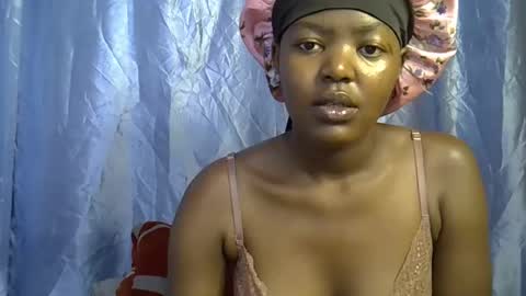 squirt_quueen online show from February 28, 2026, 6:53 pm