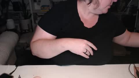 Snapshot of squirtymilfjess chatting on November 11, 2025, 12:21 am Messi Jessi online show from November 11, 2025, 12:21 am