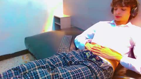 ethan online show from January 13, 2026, 2:33 pm