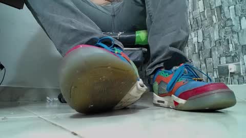sr master cum its my old account online show from January 19, 2025, 3:50 am