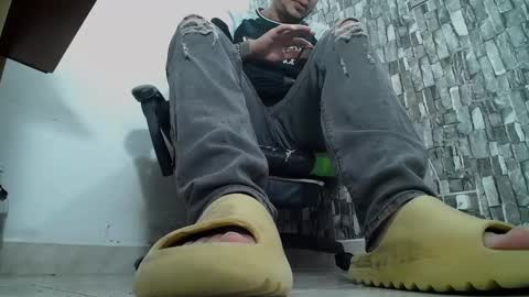 sr master cum its my old account online show from January 21, 2025, 6:33 am