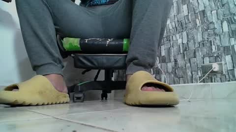 sr master cum its my old account online show from January 28, 2025, 9:08 pm
