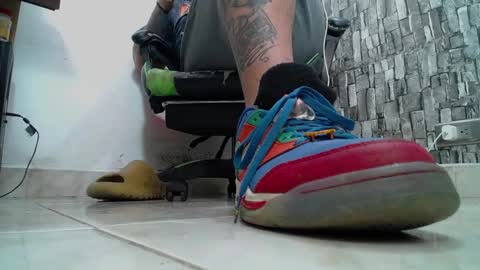 sr master cum its my old account online show from February 16, 2025, 5:37 pm