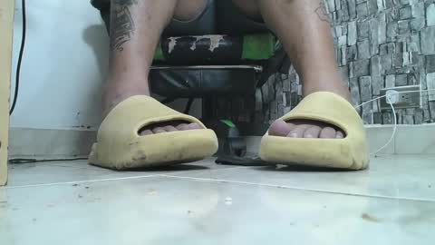 sr master cum its my old account online show from October 5, 2025, 3:05 am