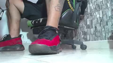 sr master cum its my old account online show from October 31, 2025, 1:45 pm