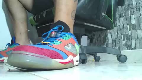 sr master cum its my old account online show from November 13, 2025, 2:10 am