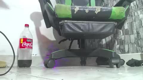 sr master cum its my old account online show from December 4, 2025, 7:33 pm