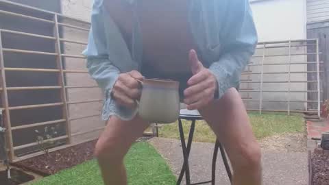 srtxshow online show from February 11, 2026, 3:06 pm