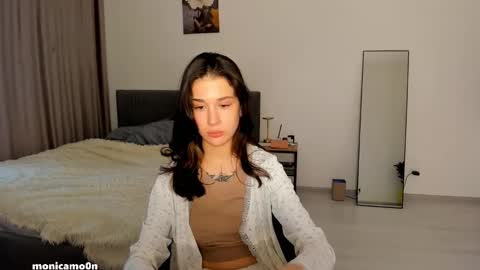 Snapshot of ssash1mii chatting on January 27, 2025, 9:13 am Hey guys i miss you so much  online show from January 27, 2025, 9:13 am