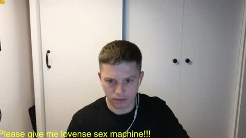 st1vemaster01 online show from May 27, 2026, 2:03 pm