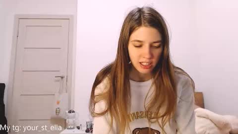 Snapshot of st_ella chatting on January 14, 2026, 5:40 pm Ella online show from January 14, 2026, 5:40 pm