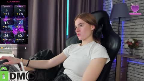 Snapshot of stacey_brown chatting on February 3, 2026, 2:53 am Stacey GMT5 Mo Tu We Th Fr Sa 3am -10am online show from February 3, 2026, 2:53 am