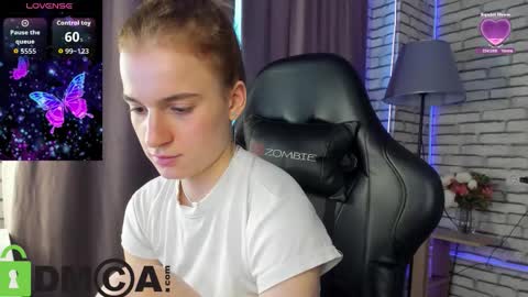 Snapshot of stacey_brown chatting on February 3, 2026, 6:40 am Stacey GMT5 Mo Tu We Th Fr Sa 3am -10am online show from February 3, 2026, 6:40 am