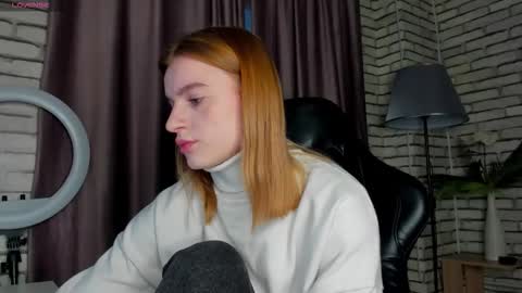 Snapshot of stacey_brown chatting on February 20, 2026, 1:46 am Stacey GMT5 Mo Tu We Th Fr Sa 3am -10am online show from February 20, 2026, 1:46 am