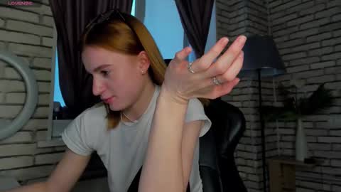 Snapshot of stacey_brown chatting on February 20, 2026, 6:26 am Stacey GMT5 Mo Tu We Th Fr Sa 3am -10am online show from February 20, 2026, 6:26 am