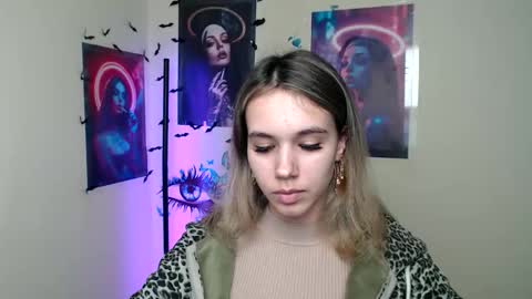 Stacy online show from October 8, 2025, 12:47 pm